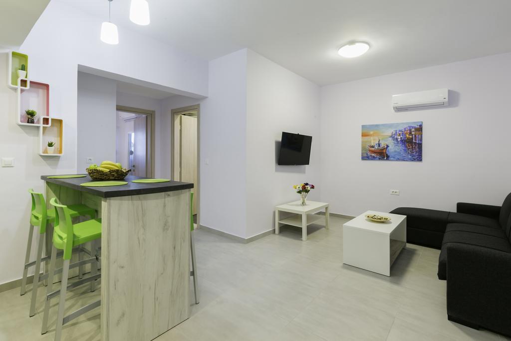 Lindos Kalathos Luxury Apartments エクステリア 写真