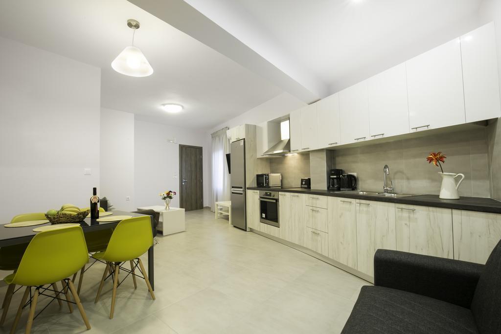 Lindos Kalathos Luxury Apartments エクステリア 写真