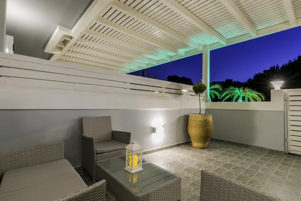 Lindos Kalathos Luxury Apartments エクステリア 写真